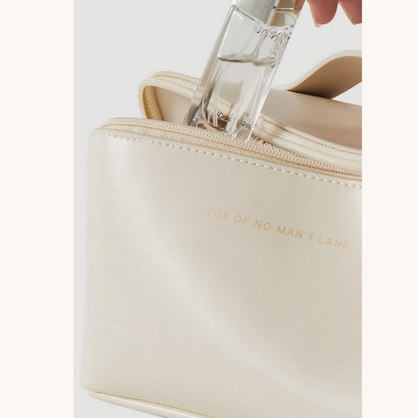 Compact yet Spacious Makeup Pouch: Ideal for Daily Use, Weekend Trips & Professional Makeup Artists